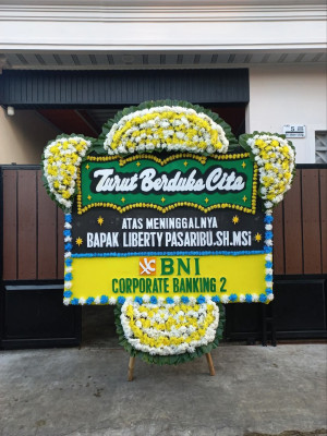 Papan Bunga Duka di Moa Lakor
