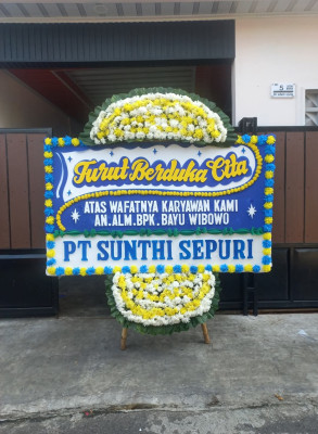 Papan Bunga Duka di Moa Lakor
